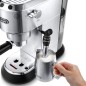 Machine à café DELONGHI Dedica Style - EC695.M + 1Kg de café moulu OFFERT Machine à café DELONGHI Dedica Style - EC695.M + 1Kg de café moulu OFFERT