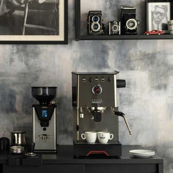 Machine à café espresso CLASSIC GT GAGGIA EG3500/10 + 1 Kg de café OFFERT