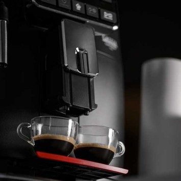 Automatic coffee machine Cadorna Plus Gaggia Ri9601/01 + 2 kg of coffee offered